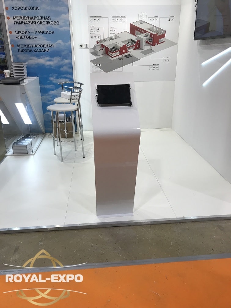 BUILD SCHOOL 2018 6